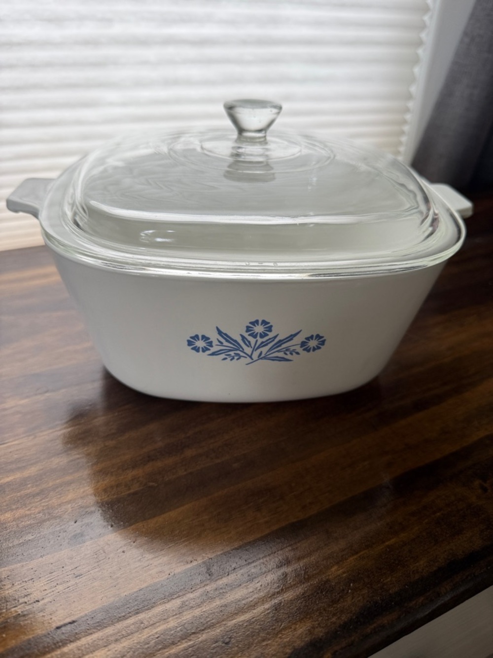 Corningware White Casserole with Blue cornflour Motif and Glass Lid 2 1/2q